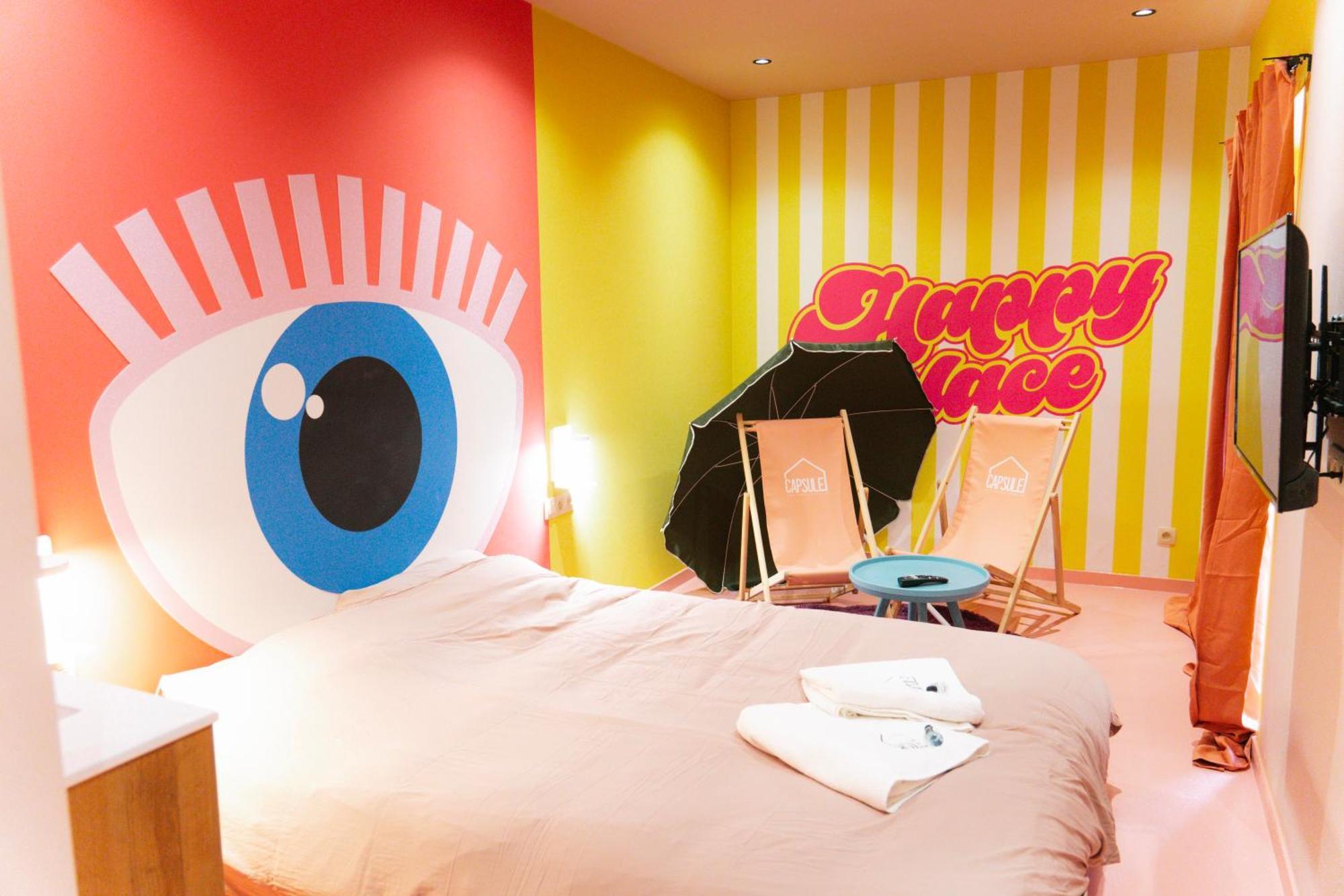 Capsule Girl Power Spa - Balneo - Sauna - Karaoke - Billard - 2 Chambres Charleroi Dış mekan fotoğraf